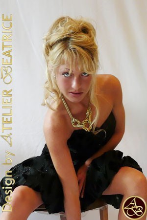 Escort Dame Miriam aus Düsseldorf